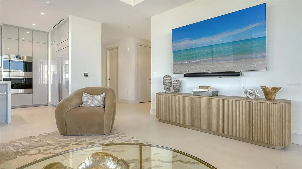 1591 Gulf Of Mexico Drive Longboat Key FL 34228