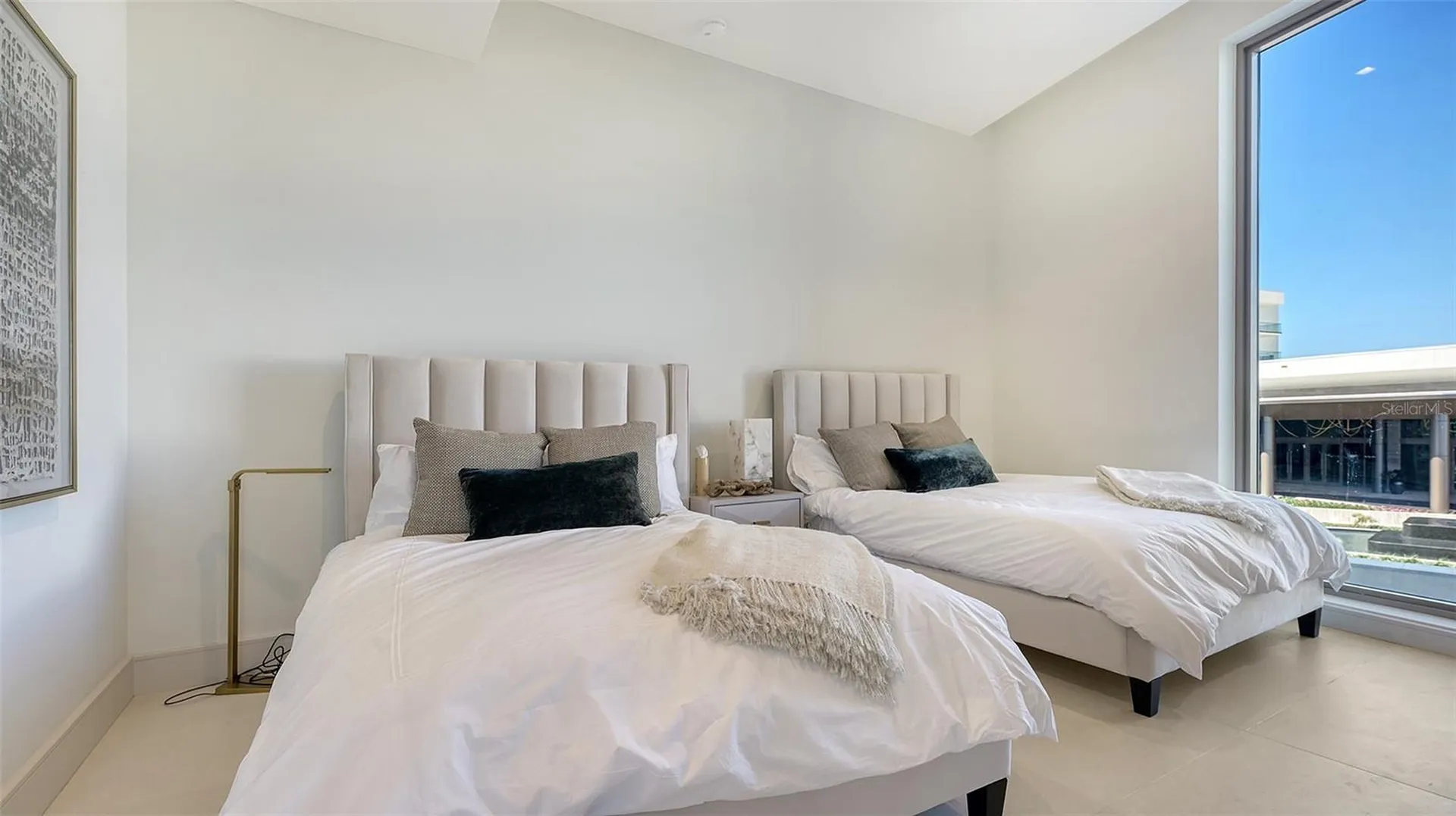 1591 Gulf Of Mexico Drive Longboat Key FL 34228