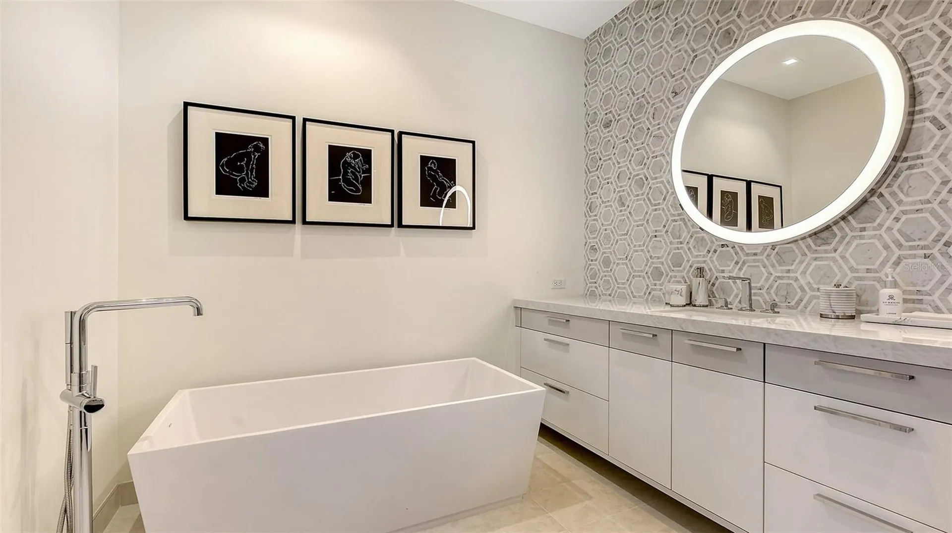 1591 Gulf Of Mexico Drive Longboat Key FL 34228