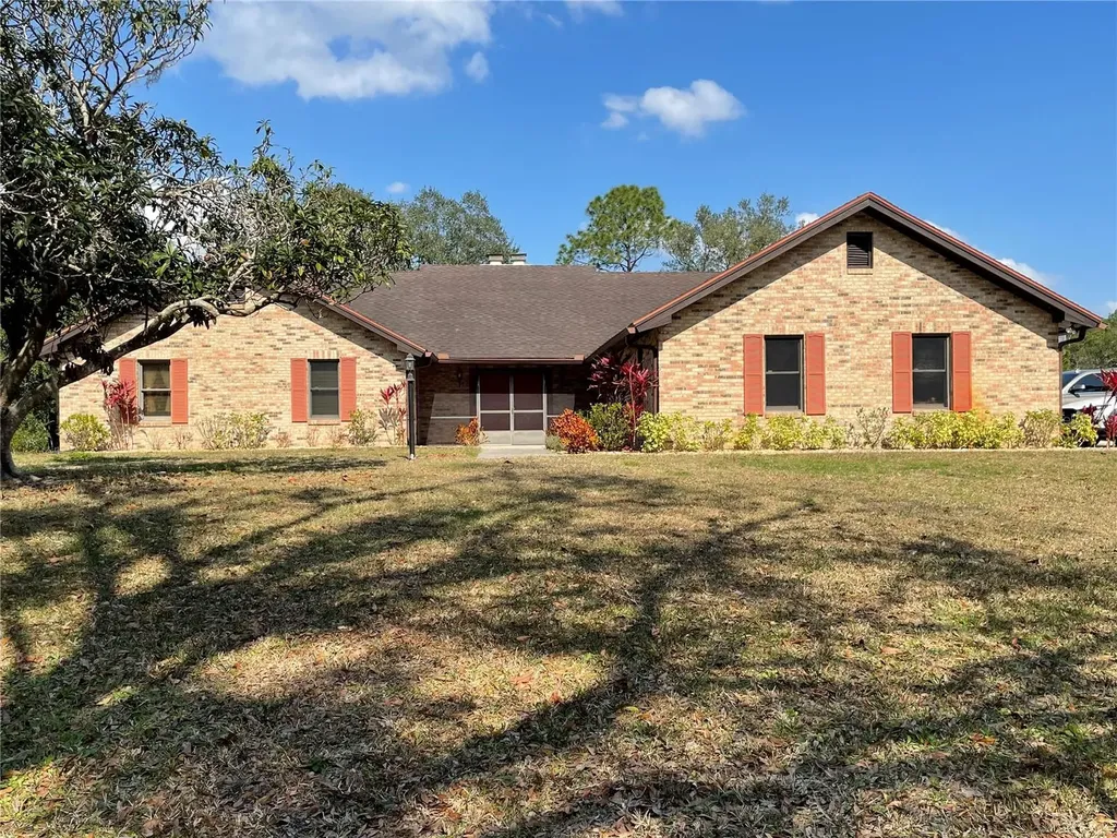1990 Spruce Creek Circle N Port Orange FL 32128
