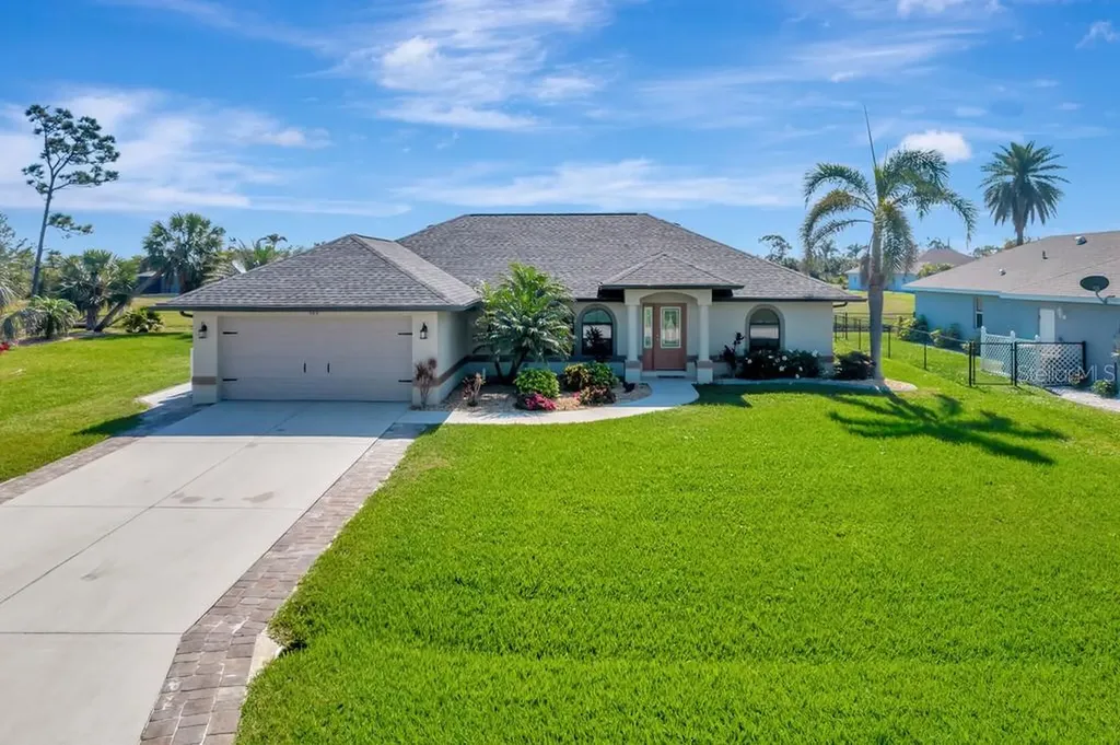 989 Rotonda Circle Rotonda West FL 33947