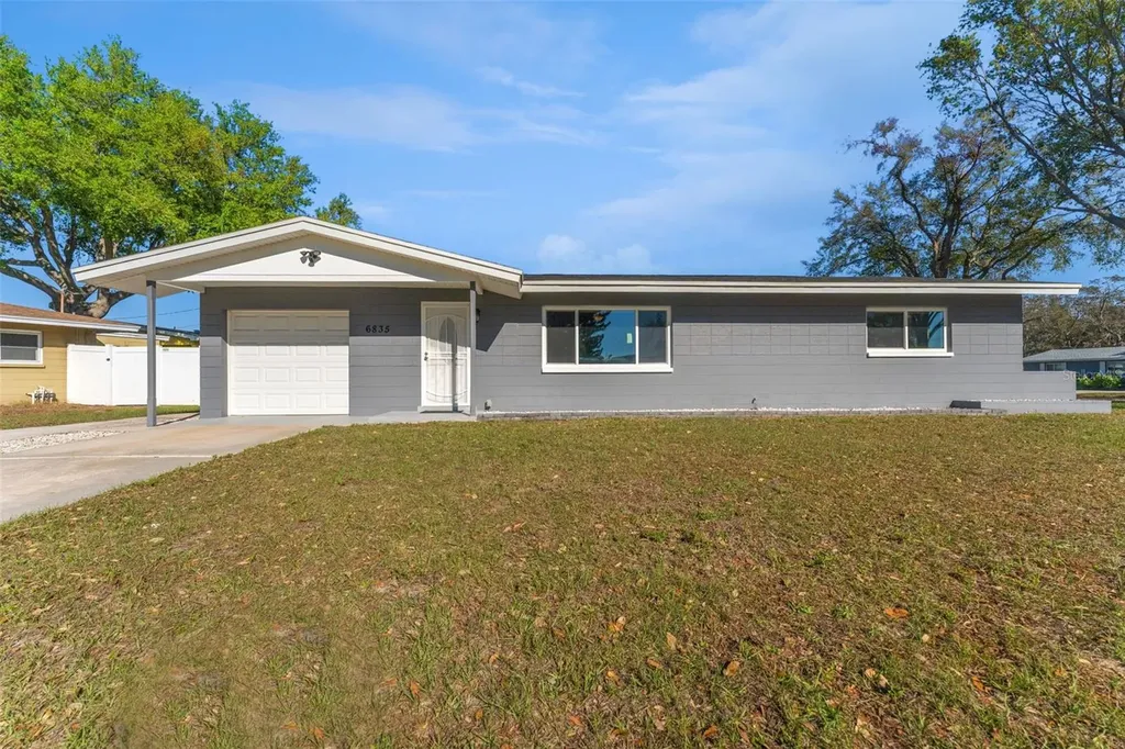 6835 114th Street Seminole FL 33772