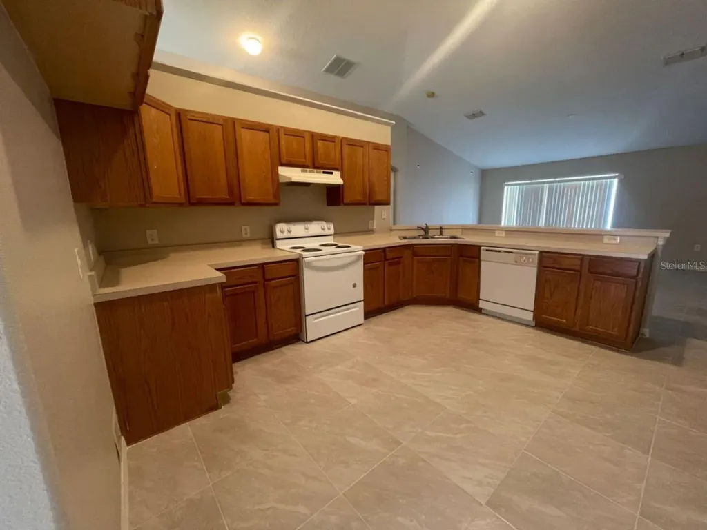 568 Finch Court Poinciana FL 34759