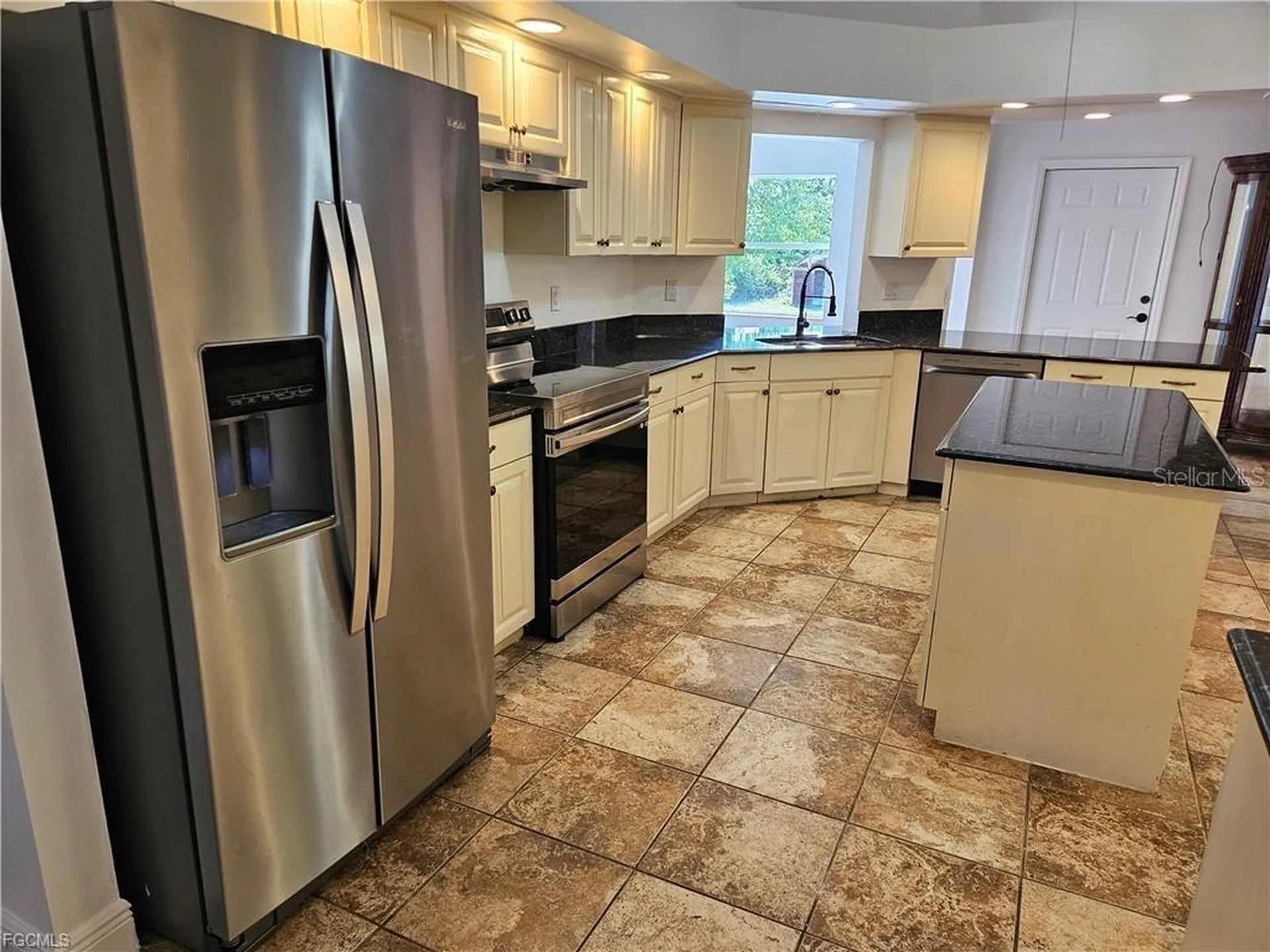 713 Palmetto Lehigh Acres FL 33972