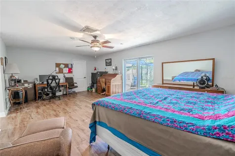 10100 Grove Drive Port Richey FL 34668