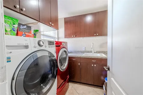 10100 Grove Drive Port Richey FL 34668