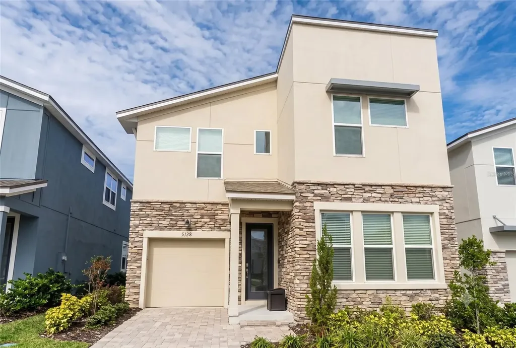9033 Flamingo Key Way Kissimmee FL 34747