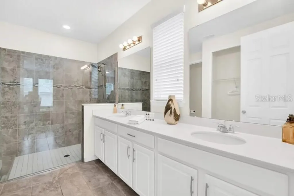 9033 Flamingo Key Way Kissimmee FL 34747