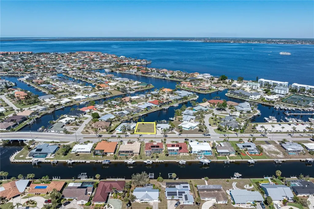 1940 W Marion Avenue Punta Gorda FL 33950