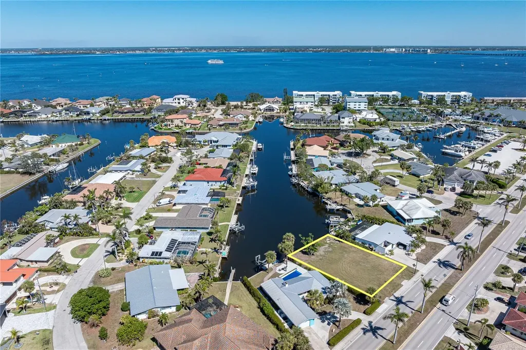 1940 W Marion Avenue Punta Gorda FL 33950