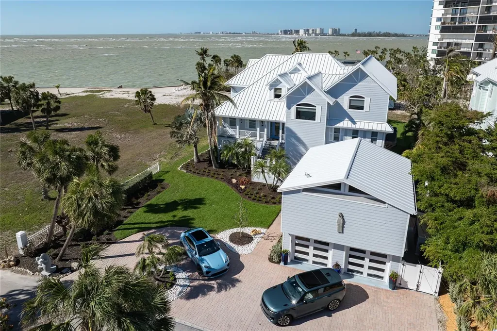 137 Big Pass Lane Sarasota FL 34242
