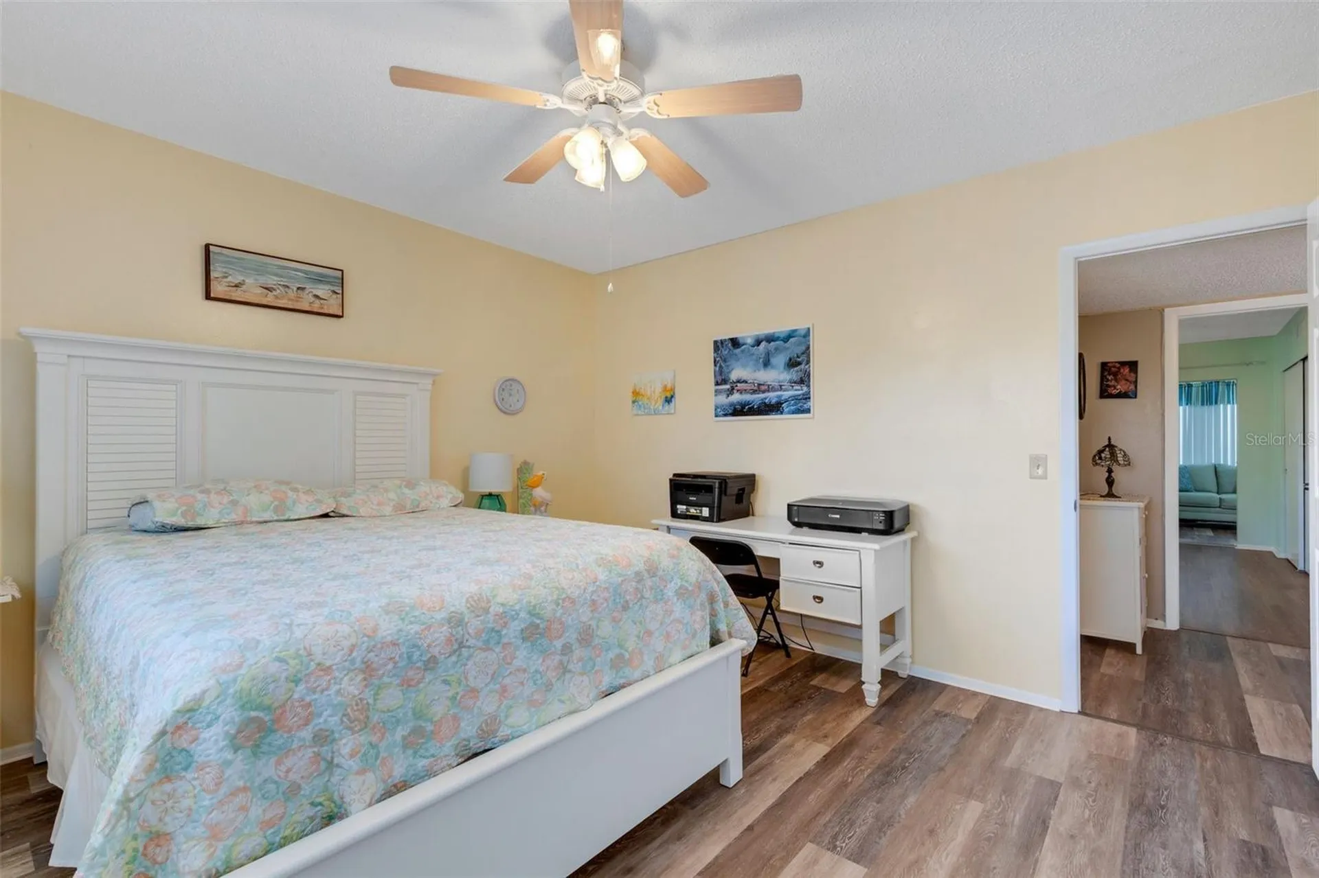 2401 Ecuadorian Way Clearwater FL 33763