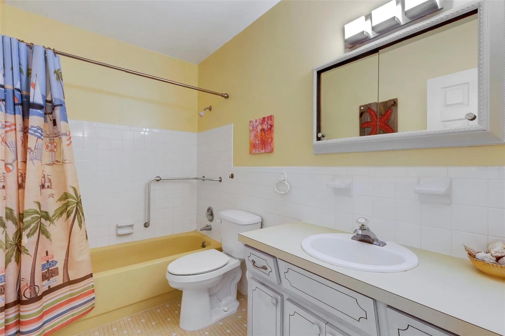 2401 Ecuadorian Way Clearwater FL 33763