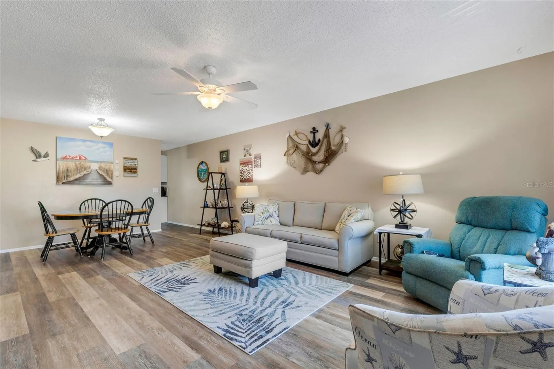 2401 Ecuadorian Way Clearwater FL 33763