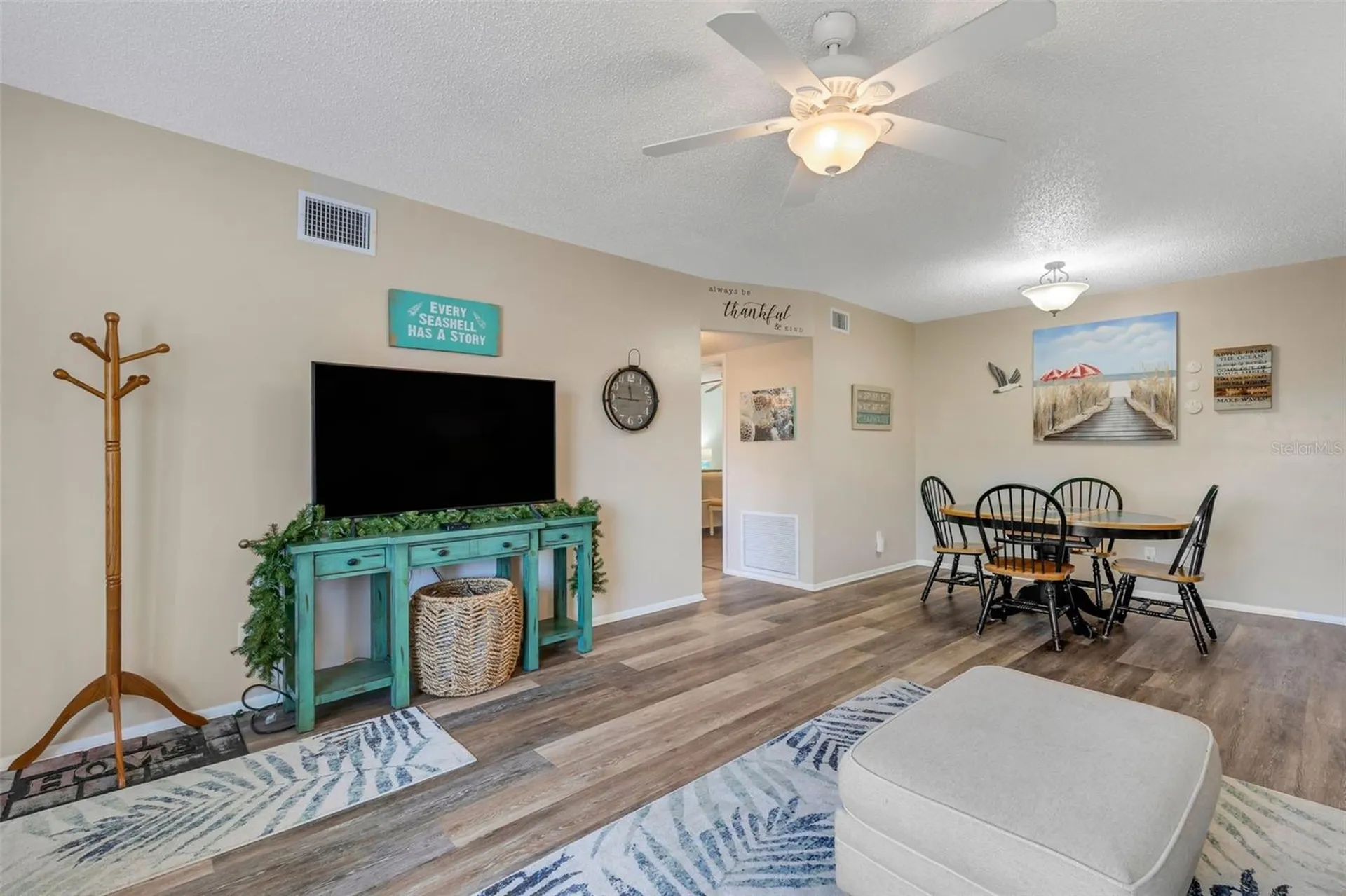 2401 Ecuadorian Way Clearwater FL 33763