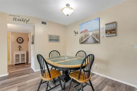 2401 Ecuadorian Way Clearwater FL 33763
