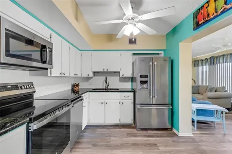 2401 Ecuadorian Way Clearwater FL 33763