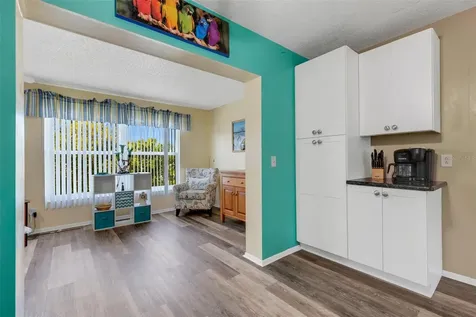 2401 Ecuadorian Way Clearwater FL 33763