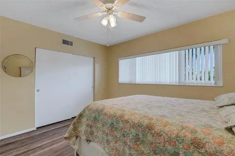 2401 Ecuadorian Way Clearwater FL 33763