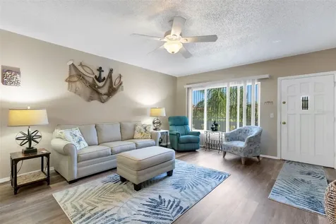 2401 Ecuadorian Way Clearwater FL 33763