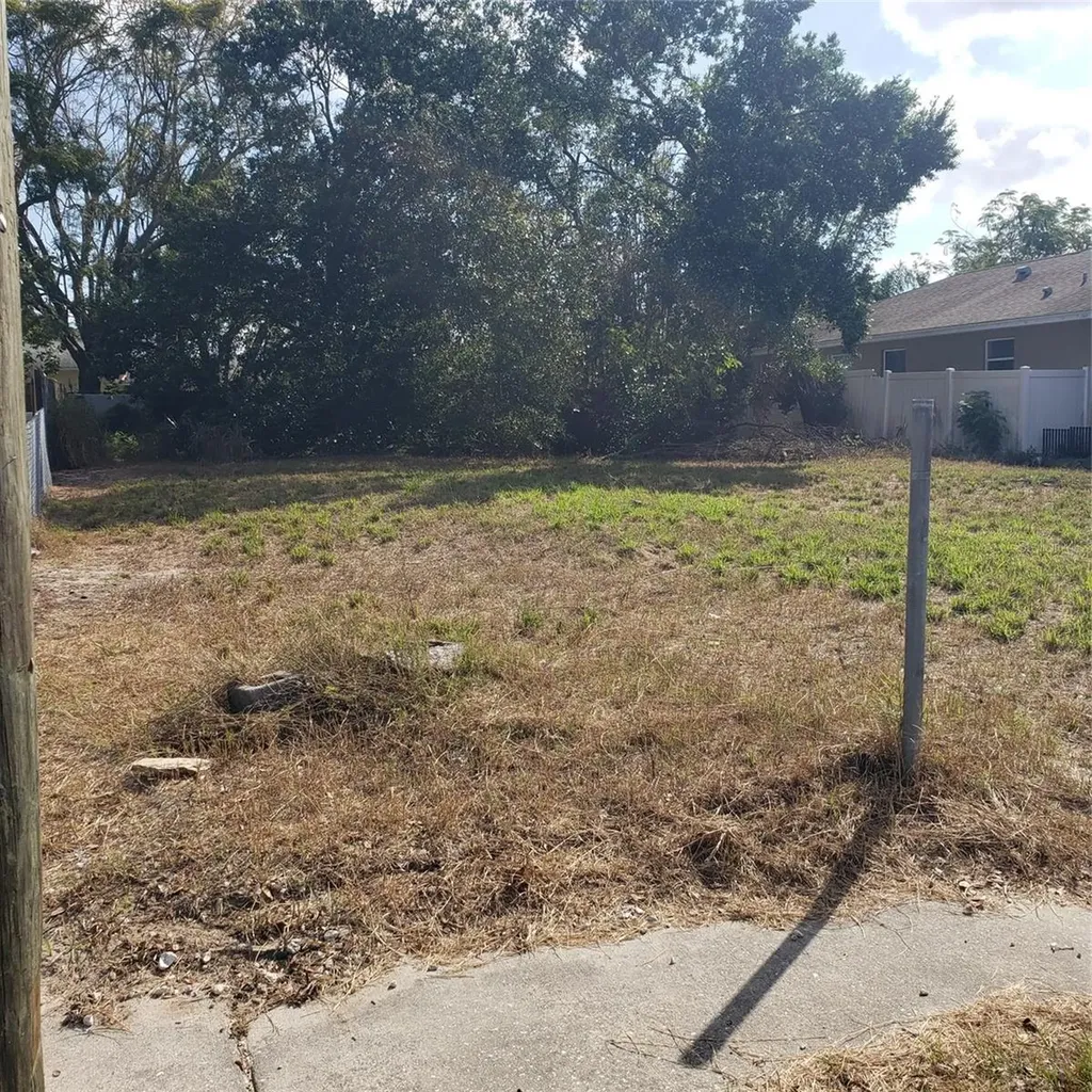 Virginia Avenue Tarpon Springs FL 34689