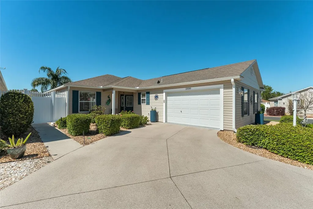 2330 Camden Terrace The Villages FL 32162