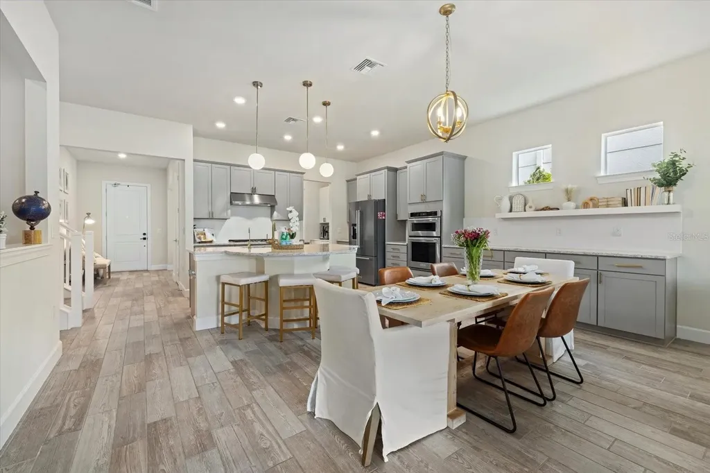 12130 Seabrook Avenue Bradenton FL 34211