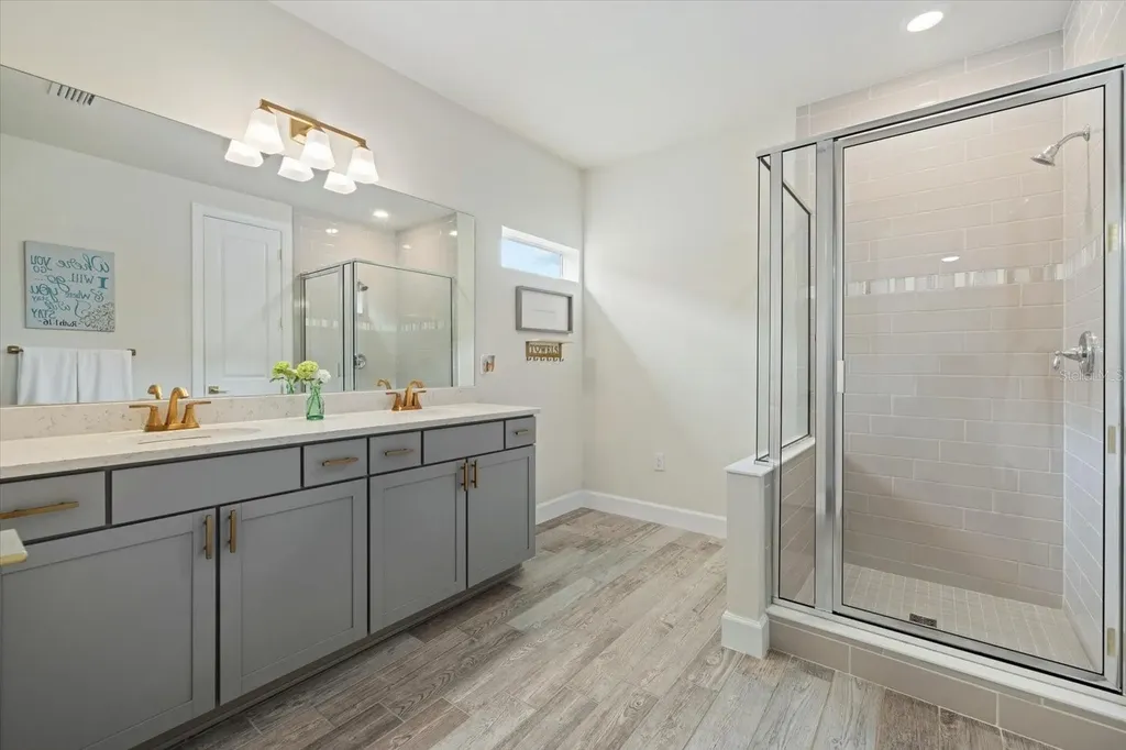 12130 Seabrook Avenue Bradenton FL 34211
