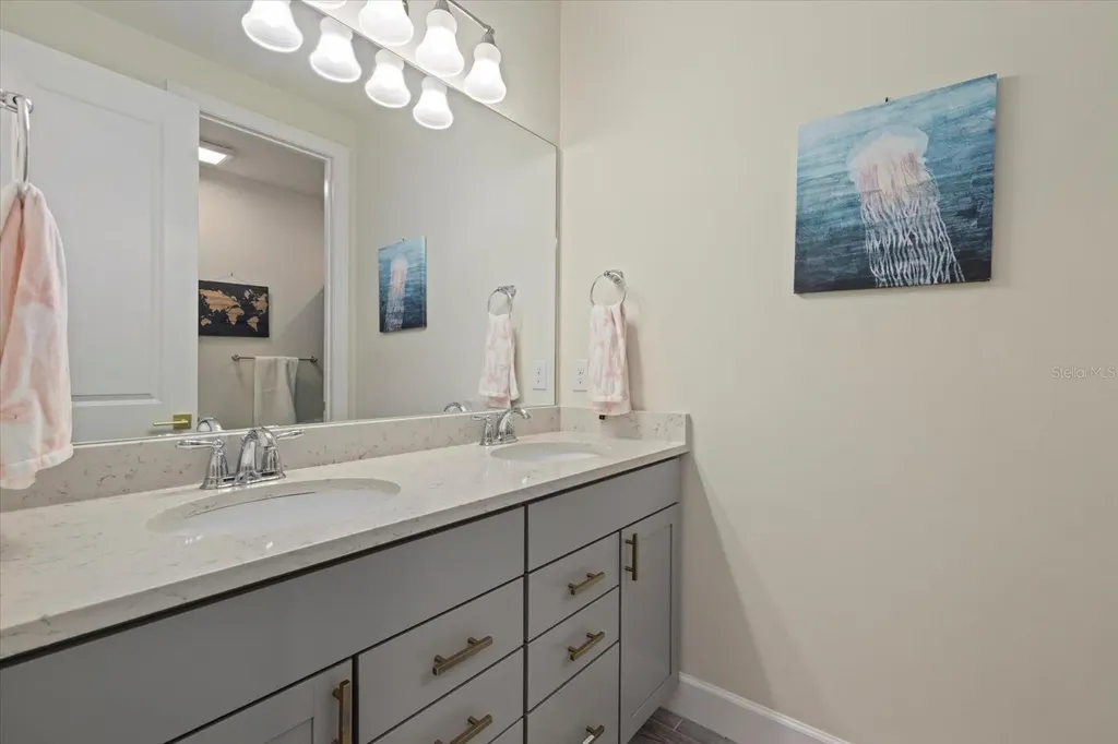 12130 Seabrook Avenue Bradenton FL 34211