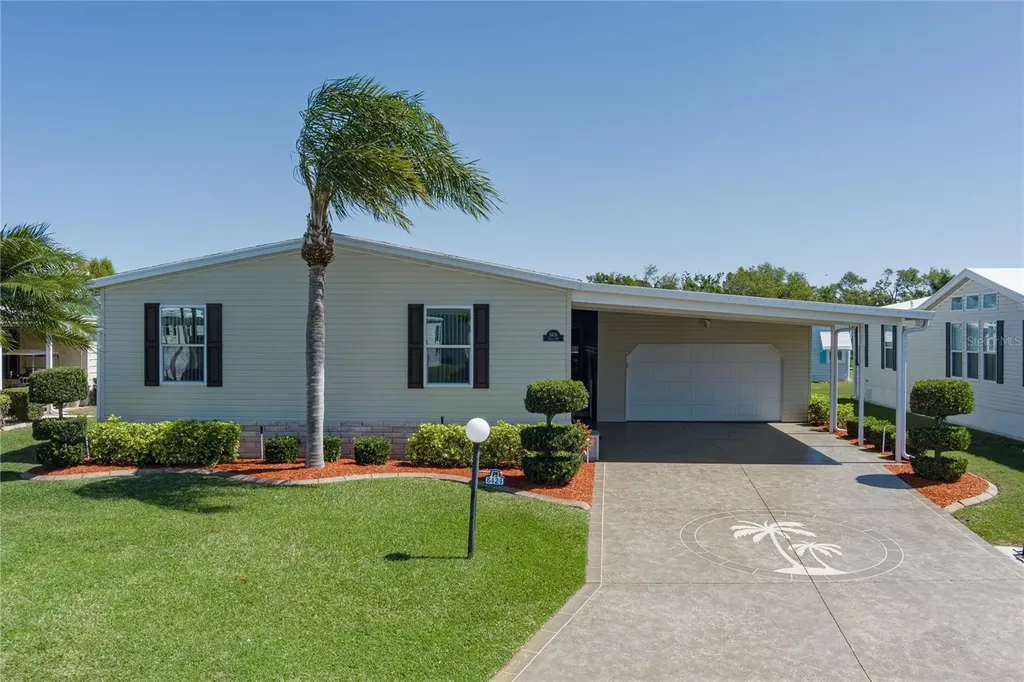 8424 Regal Way Palmetto FL 34221