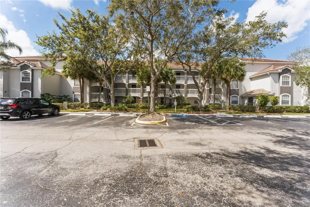 13929 Fairway Island Drive Orlando FL 32837