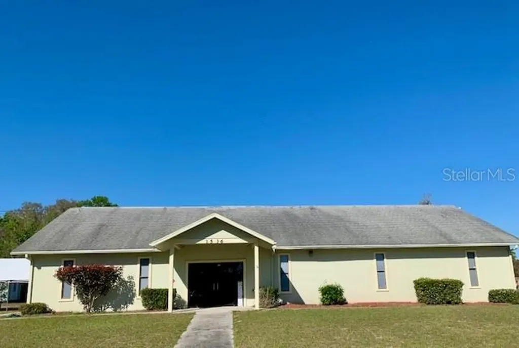 1536 N West Street Bushnell FL 33513