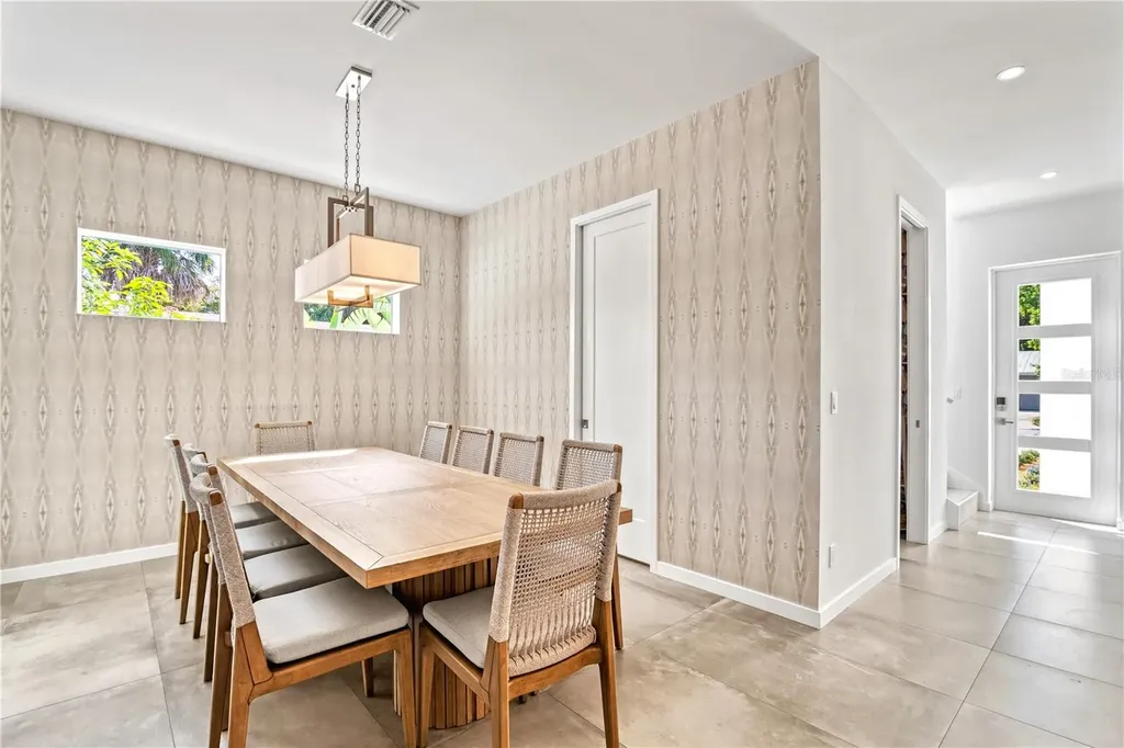 2327 Hillview Street Sarasota FL 34239