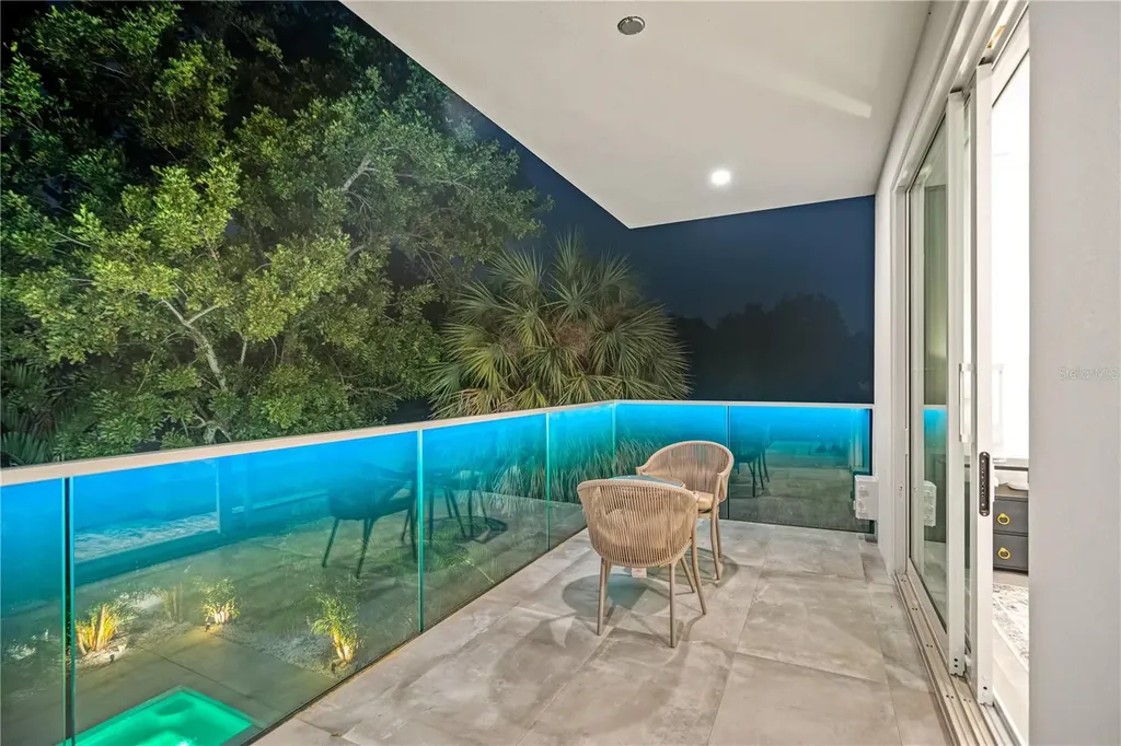 2327 Hillview Street Sarasota FL 34239