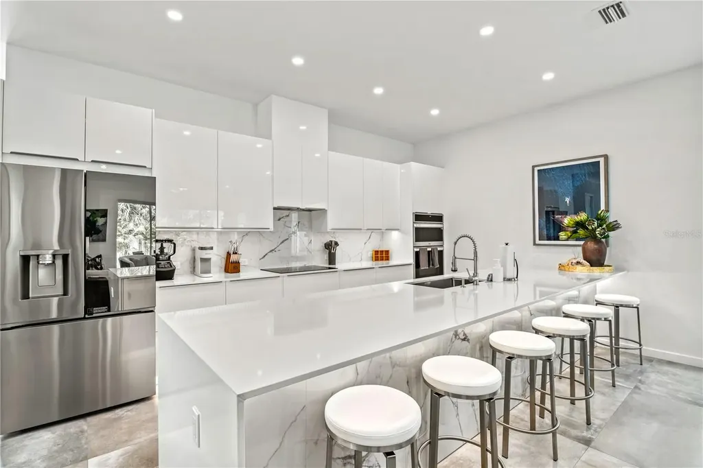 2327 Hillview Street Sarasota FL 34239