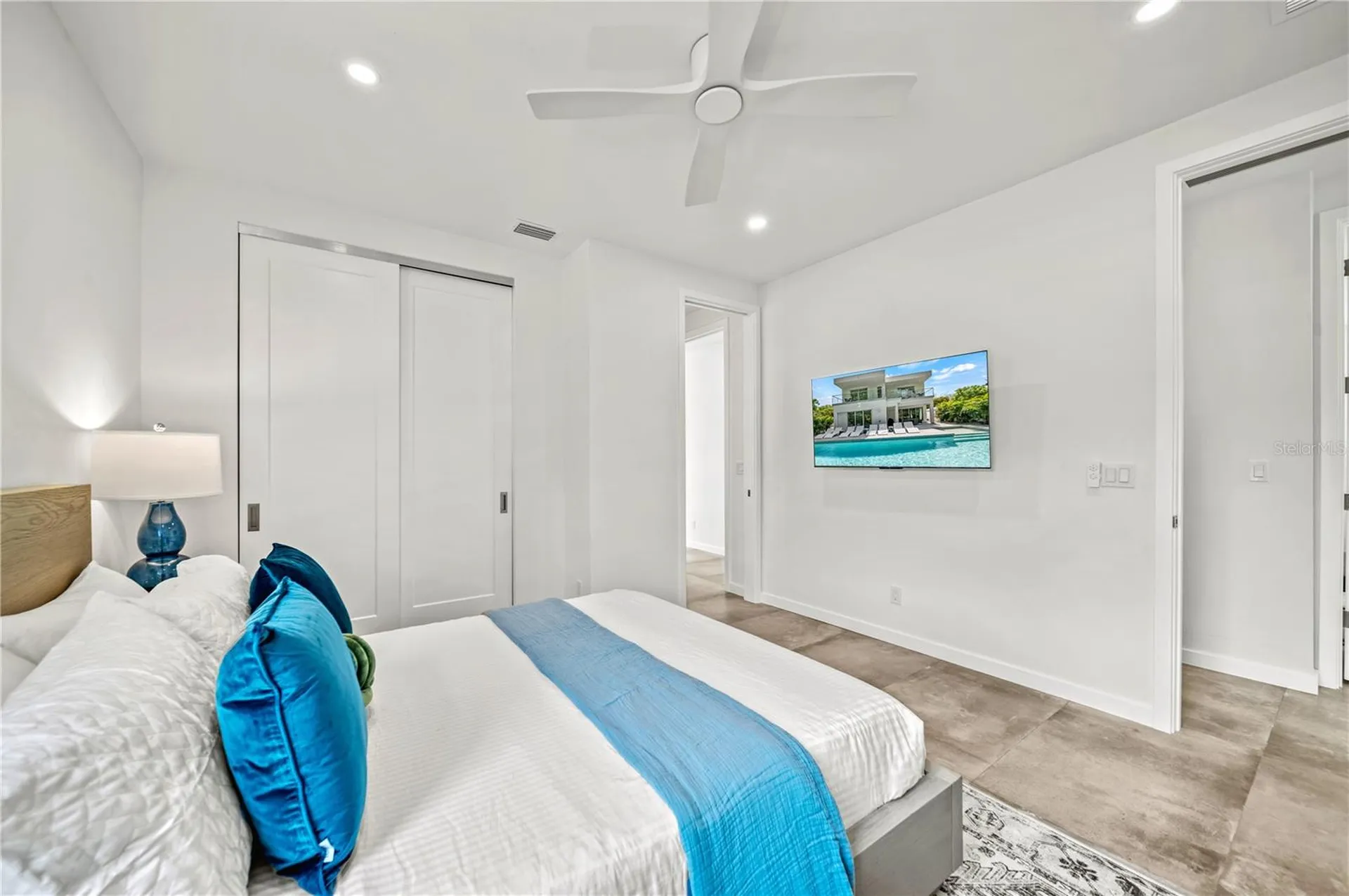 2327 Hillview Street Sarasota FL 34239