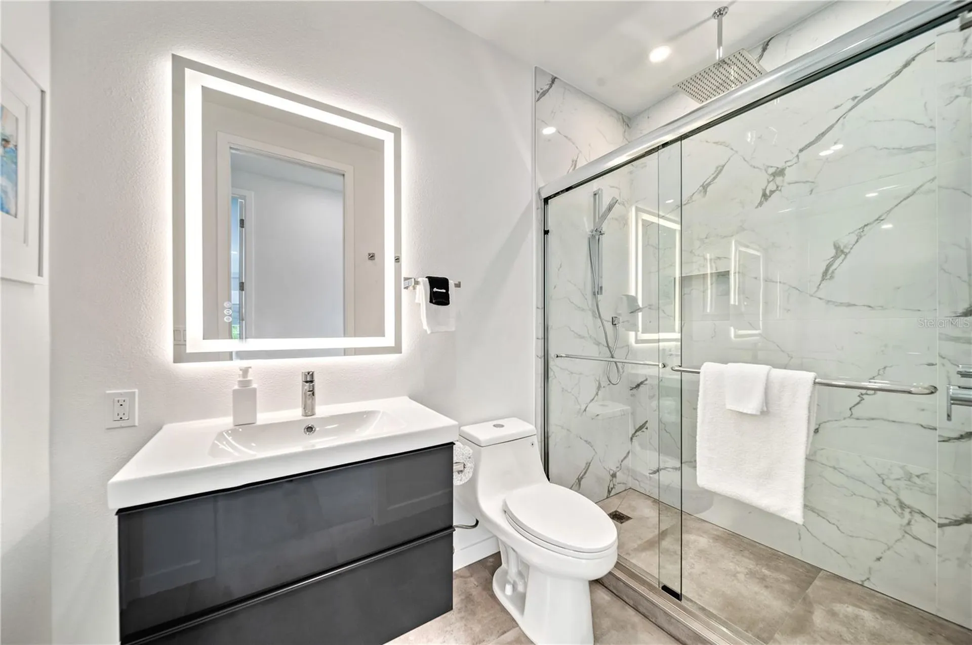 2327 Hillview Street Sarasota FL 34239