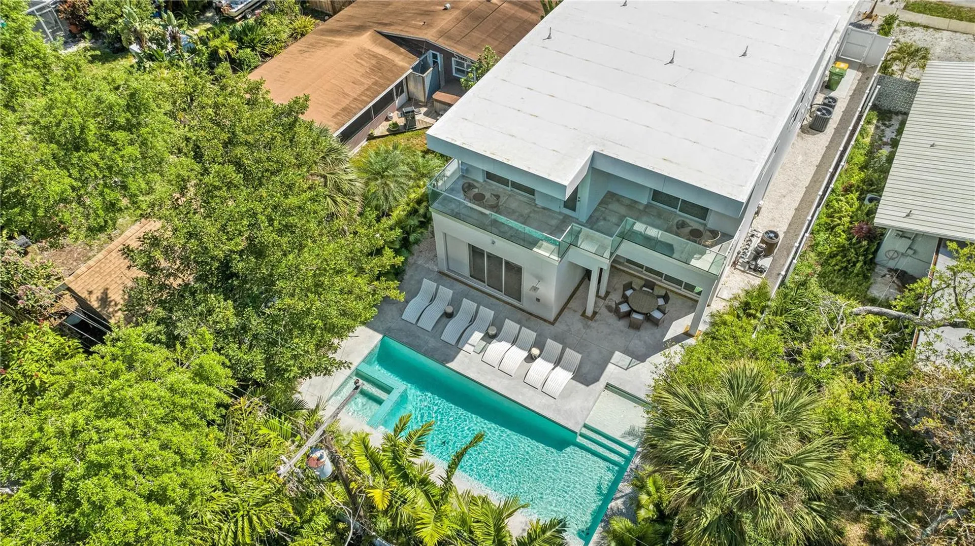 2327 Hillview Street Sarasota FL 34239