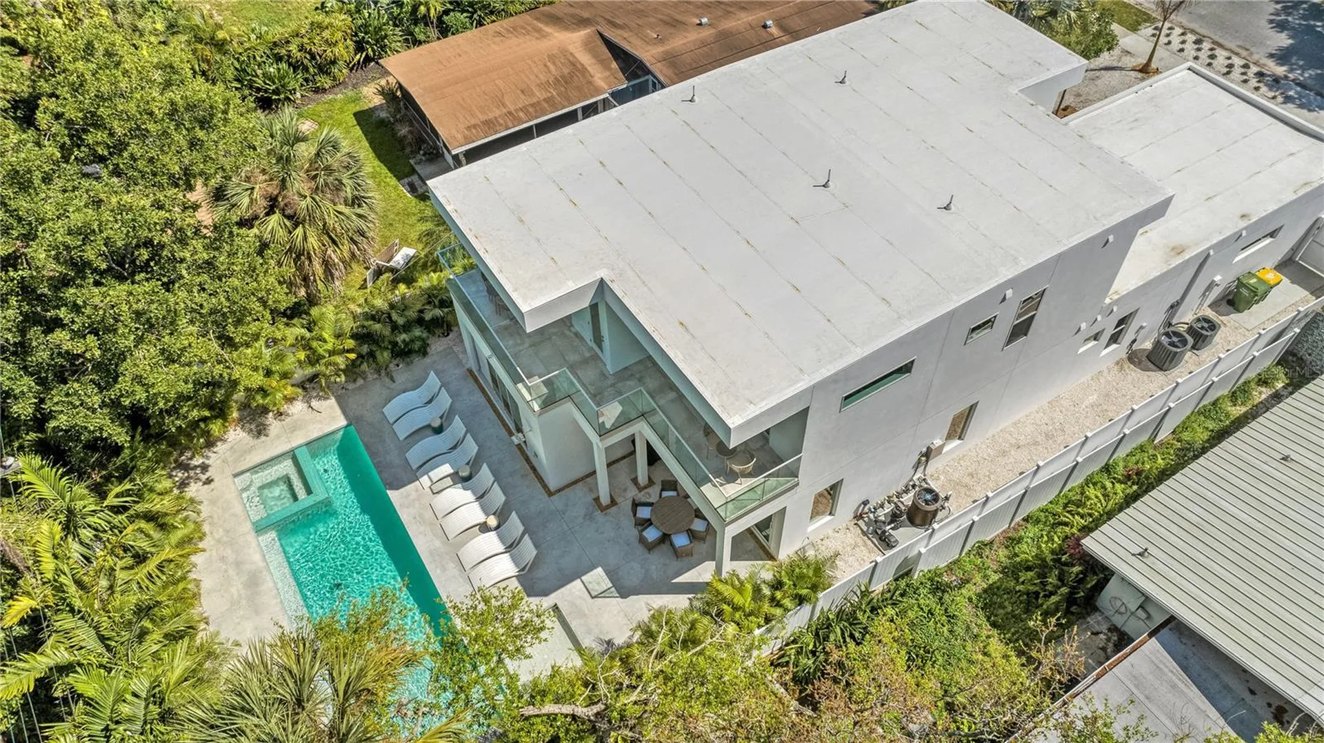 2327 Hillview Street Sarasota FL 34239