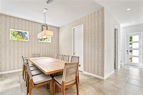 2327 Hillview Street Sarasota FL 34239