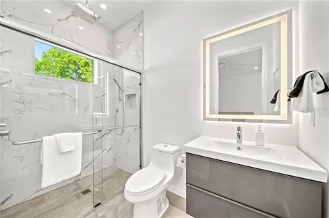2327 Hillview Street Sarasota FL 34239