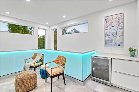 2327 Hillview Street Sarasota FL 34239