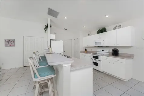 7328 Yardley Street Englewood FL 34224