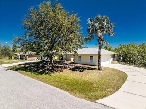 7328 Yardley Street Englewood FL 34224
