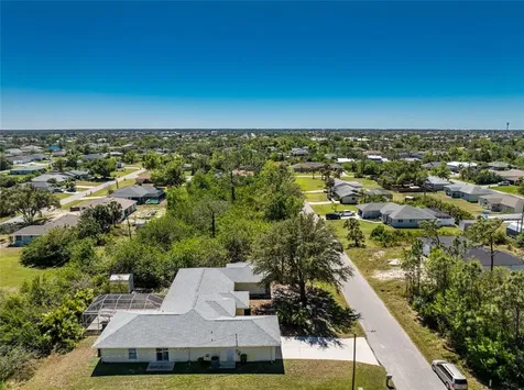 7328 Yardley Street Englewood FL 34224