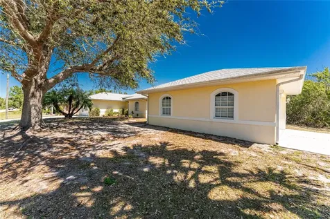 7328 Yardley Street Englewood FL 34224