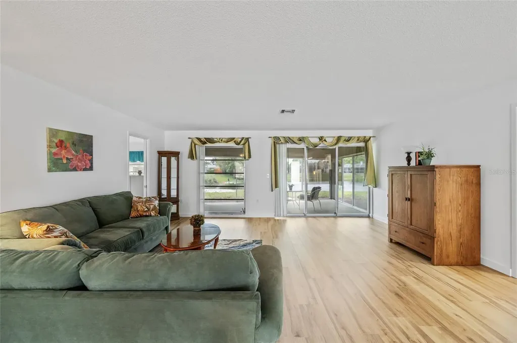 3611 22nd Avenue W Bradenton FL 34205