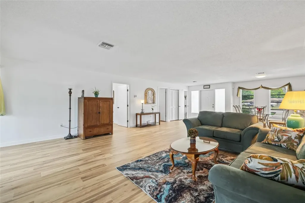 3611 22nd Avenue W Bradenton FL 34205