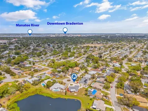 3611 22nd Avenue W Bradenton FL 34205