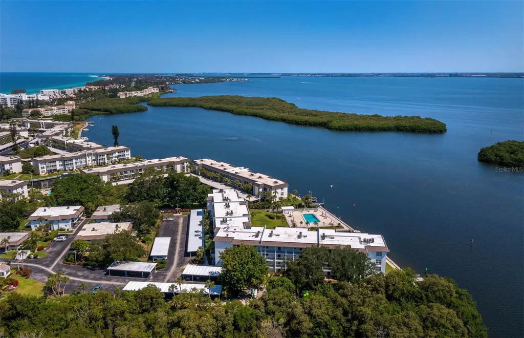 600 Sutton Place Longboat Key FL 34228